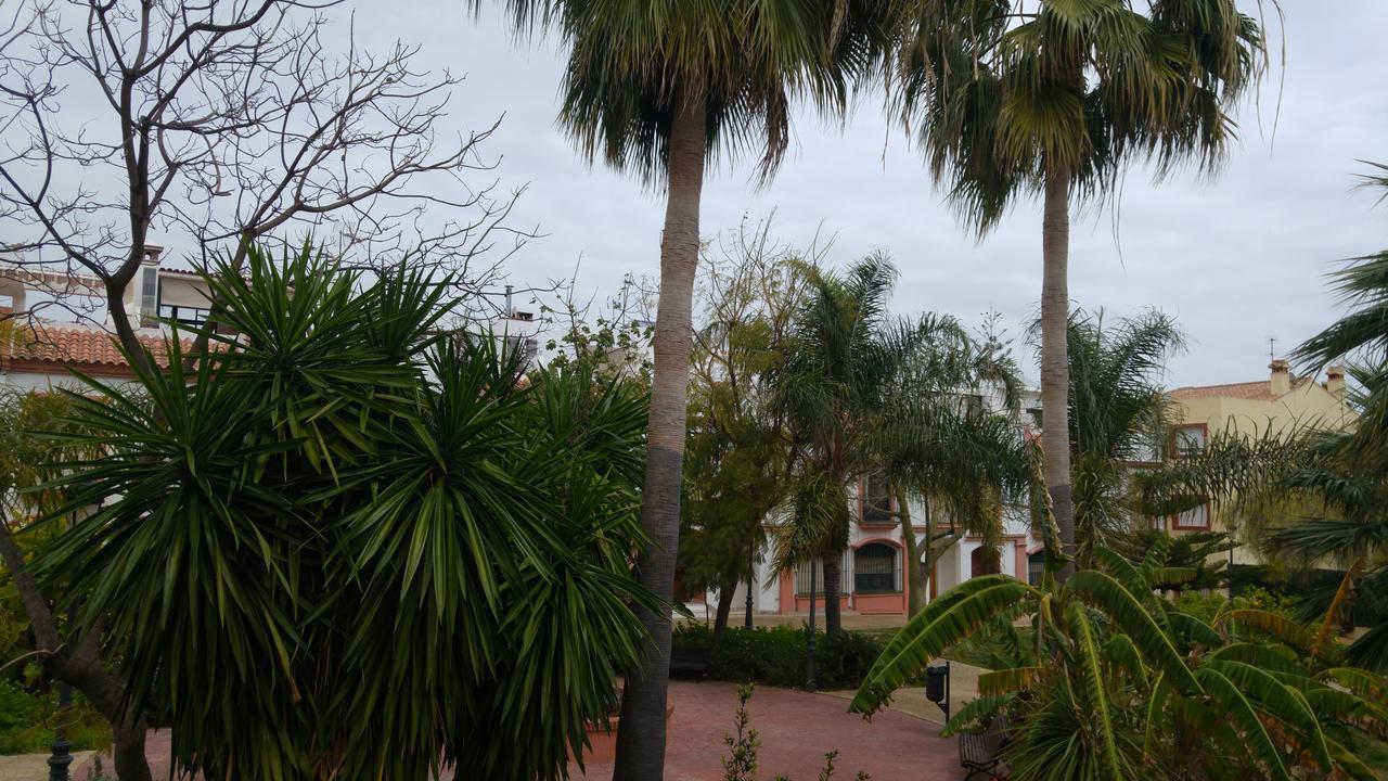 Hospederia V Centenario Estepona Luaran gambar