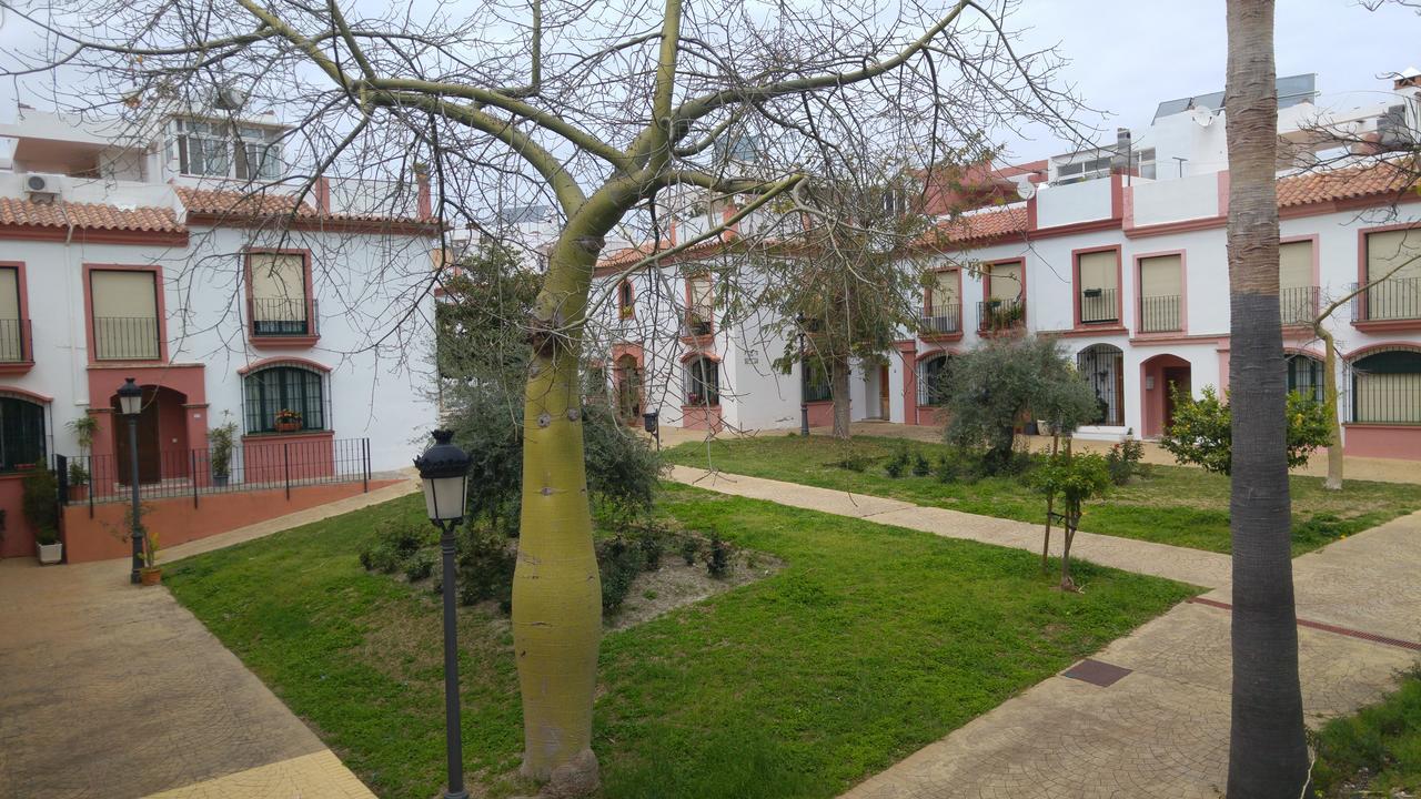 Hospederia V Centenario Estepona Luaran gambar